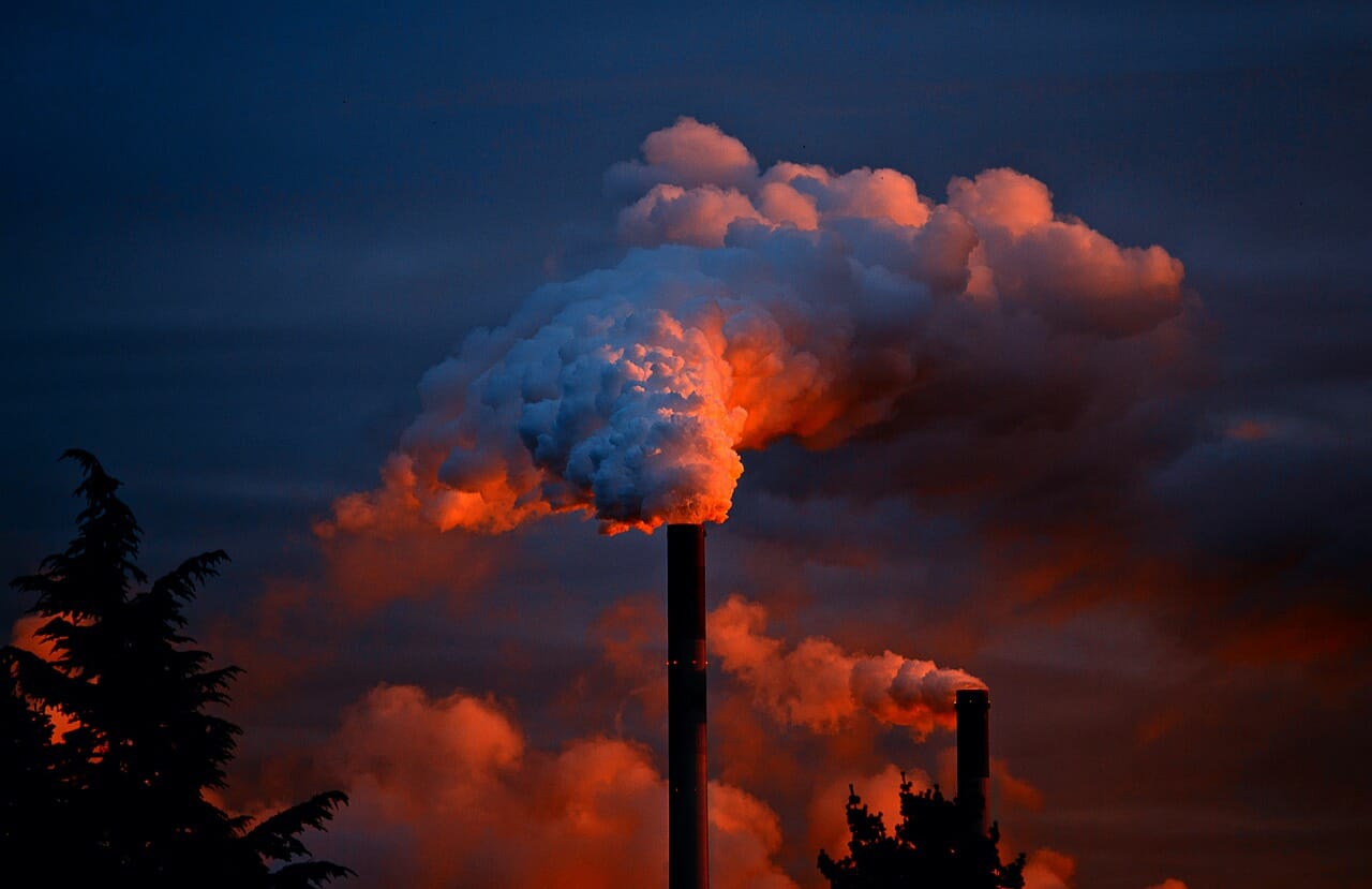 smoke, chimney, pollution-258786.jpg