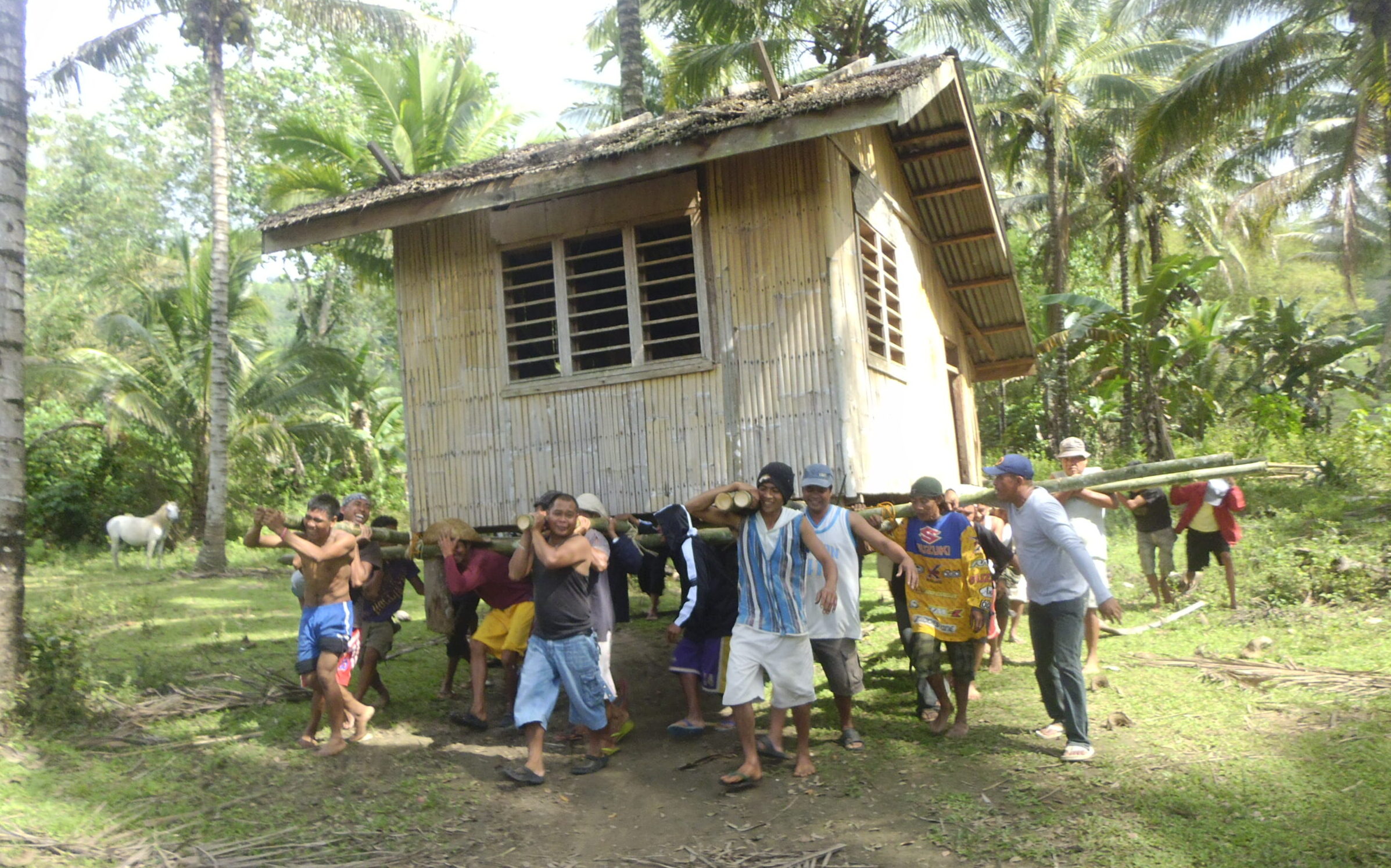 Bayanihan: How It Encapsulates Filipino Volunteerism
